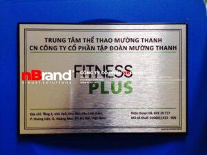 Bảng công ty 13 Bảng inox, đồng, nhôm ăn mòn